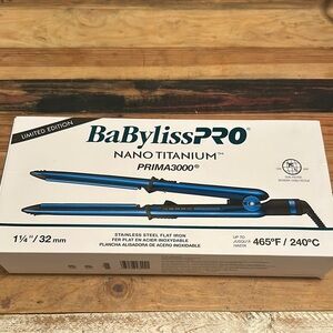BaBylissPRO Nano Titanium Flat Iron - Blue